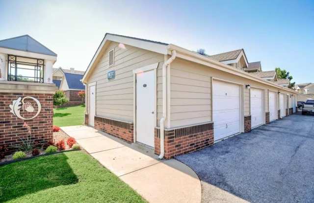 Photo of Oakmont Luxury