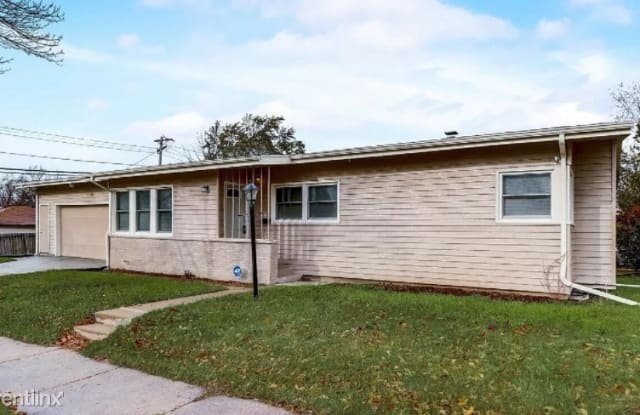 6659 N 80th St - 6659 North 80th Street, Milwaukee, WI 53223