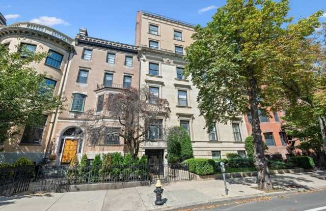 Photo of 412 Beacon 6