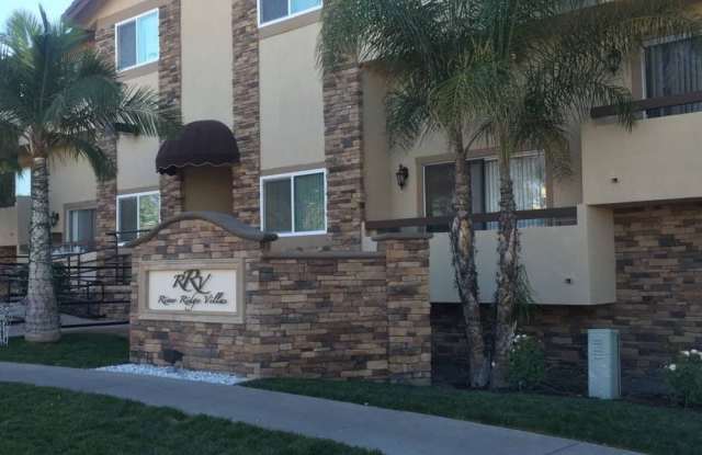 Centrally located 2 bed, 2 bath gated apartment