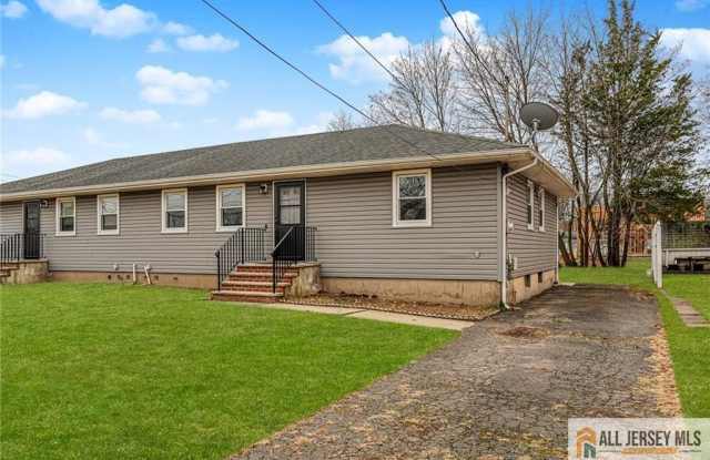 Photo of 1036 Apache Street