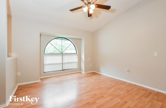 1061 West Hancock Drive