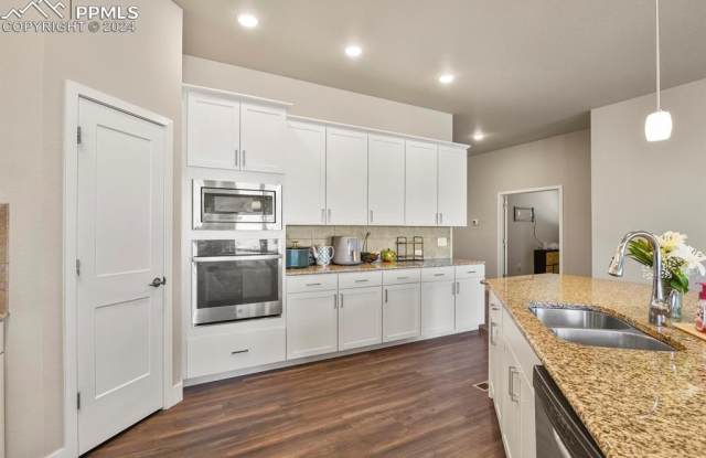 6542 Twin Falls Court