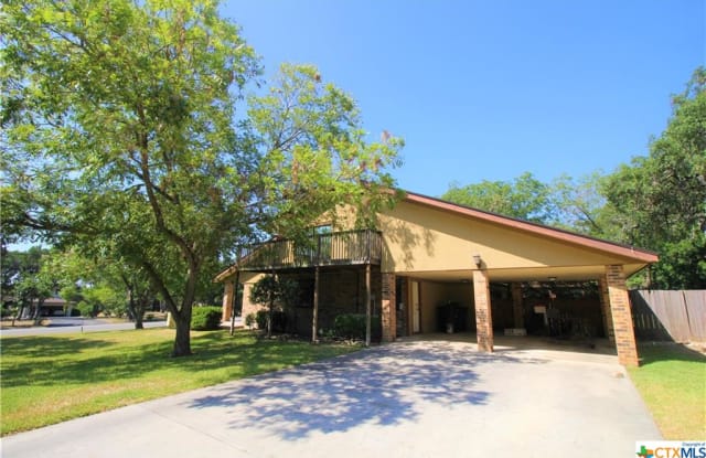 806 Fredericksburg - 806 Fredericksburg Road, New Braunfels, TX 78130