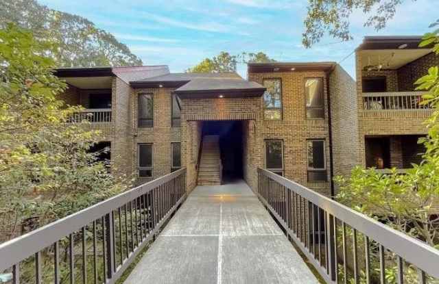 Photo of 44693 WHITE OAK Court unit: 2B