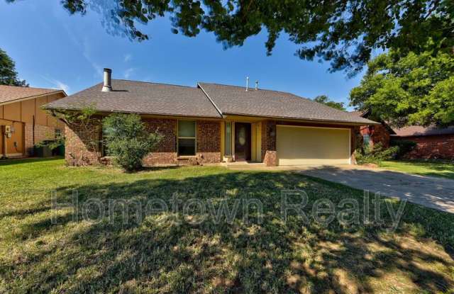 11013 Davis Street - 11013 Davis Street, Oklahoma City, OK 73162