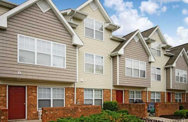 The Suites at Port Warwick