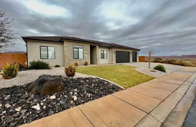 Photo of Lovely Four-Bedroom in Ivins with 3-Car Garage and Small RV parking Has Lots of Upgrades