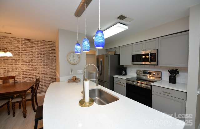 18801 Nautical Drive unit: 202