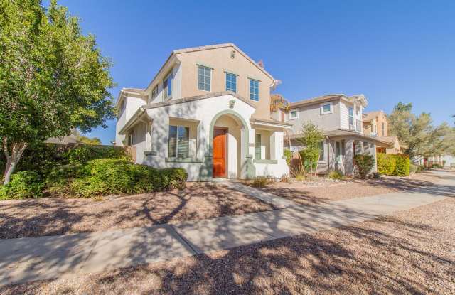 GORGEOUS 3BED 2.5 BATH HOME NEAR CRIMSON/US60