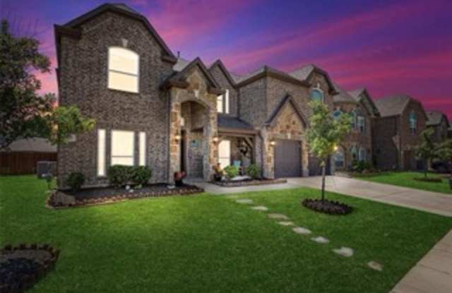 Beautiful 5 Bedroom 4 Bath Home In Highly Rated Prosper ISD