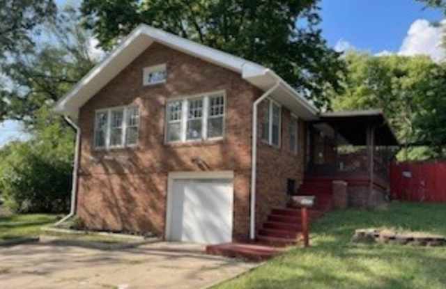 Photo of Lake Views! 1 Bedroom, 1 bath