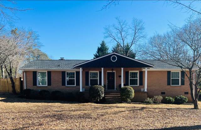 Greenville, 4BD/1.5BA, 1700 +/-SF