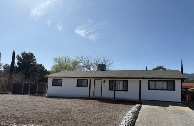 Occupied Do Not Disturb Tenant!! 4 Bedroom in Cottonwood - Contact Property Pros Property Management