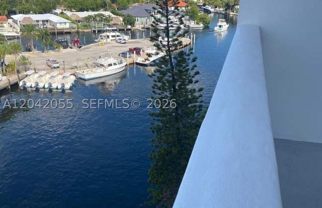 13155 Ixora Ct