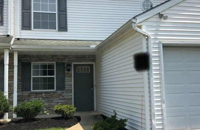 664 E FRONT STREET - 664 Front Street, Lancaster County, PA 17543