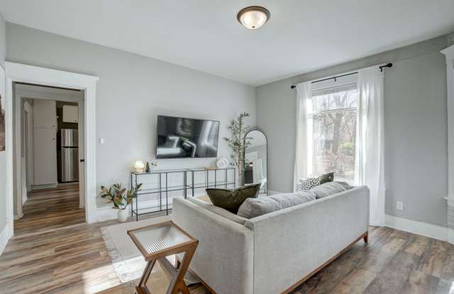 1505 NE Main Street - 1