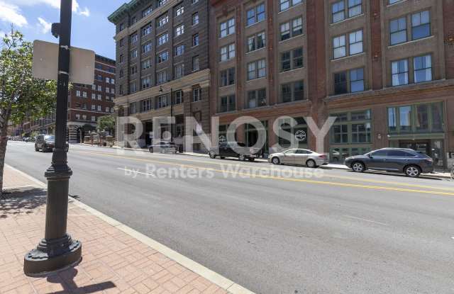 Studio Loft off Broadway