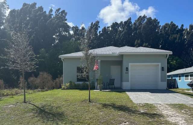 3 Bedroom 2 Bath 1 Car Garage
