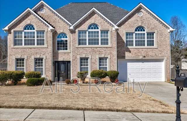905 Carolinus Ct