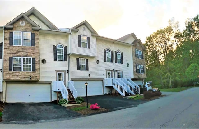 117 Mizpark Dr - 117 Mizpark Drive, South Greensburg, PA 15601