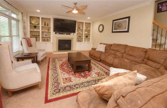 2273 Rio Rancho Drive