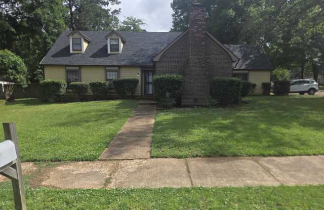 5011 Ridge Tree Drive