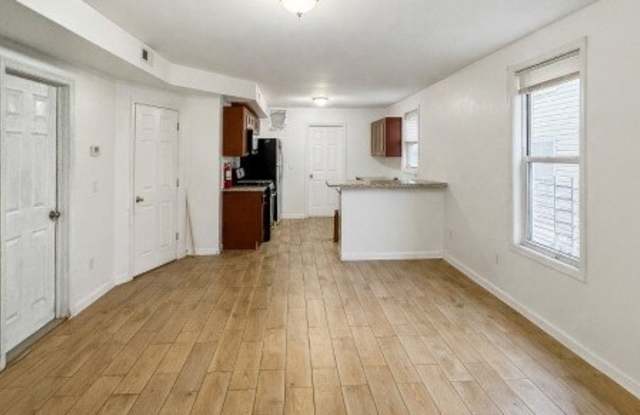 81 Summer Ave