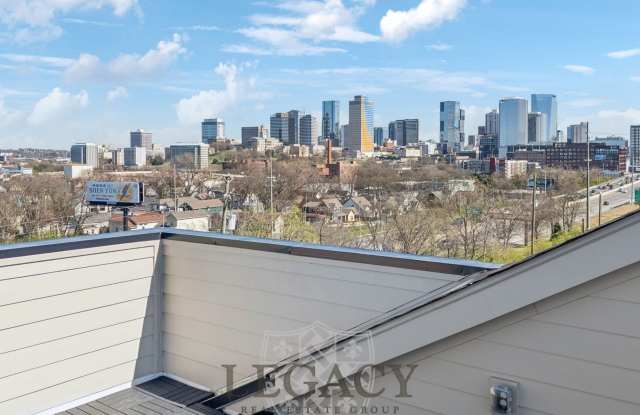 Photo of 1019 12th Avenue North - F