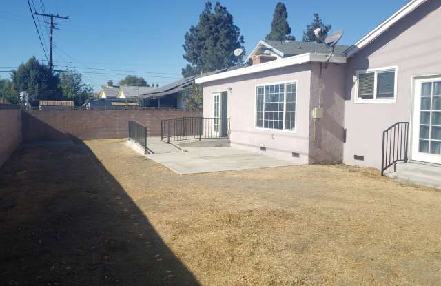 Charming 3-Bedroom, 2-Bath Main House in a Quiet Pomona Triplex – Great Opportunity!