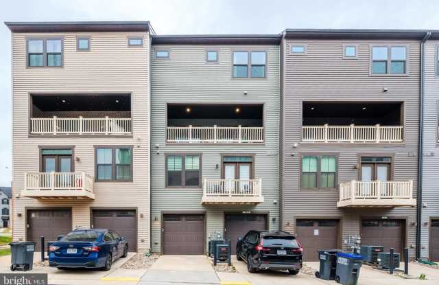 14049 SUNRISE VALLEY Drive unit: 7P