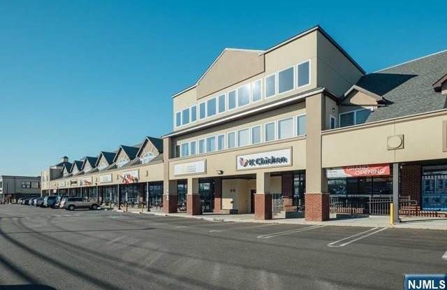 521 Livingston Street 208