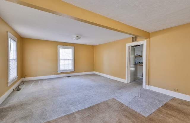 1 Bed 1 Bath Home in Martin, TN!