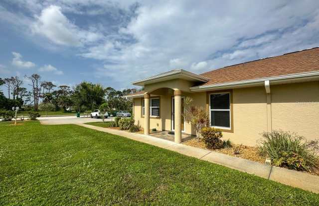 186 ROTONDA BOULEVARD W