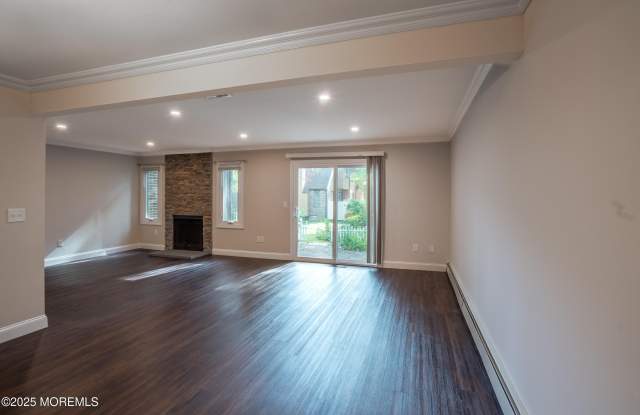 Photo of 904 Schooner Drive