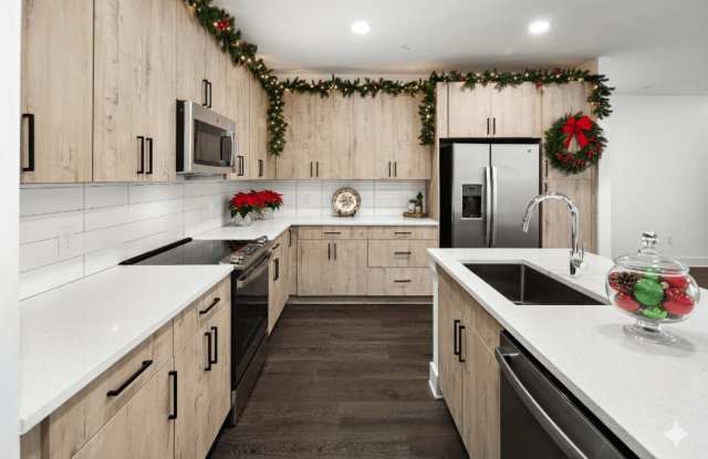 The Argos Apartments at Grant Park