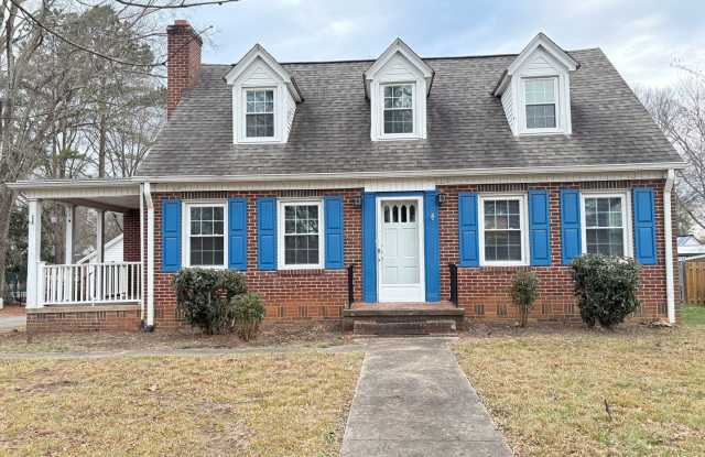 Photo of 3 Bedroom, 2 Bathroom House in Eden!