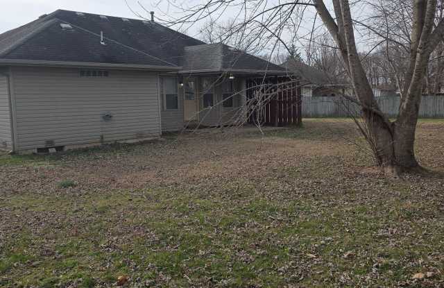 Beautiful 3 Bedroom 2 Bath in Battlefield for $1,495!