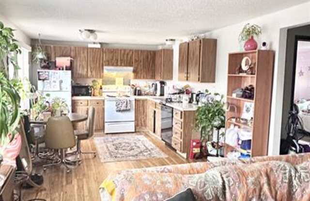 1145 East 5th Street