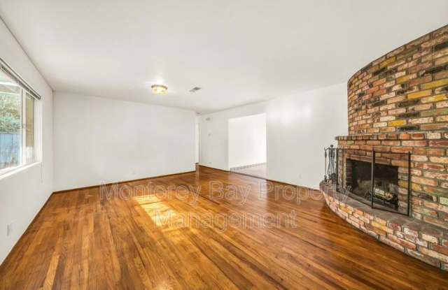 2100 David Ave.