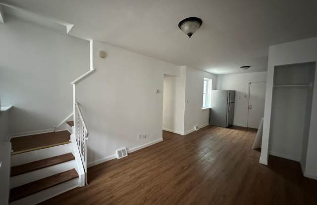 1483 N WILTON Street