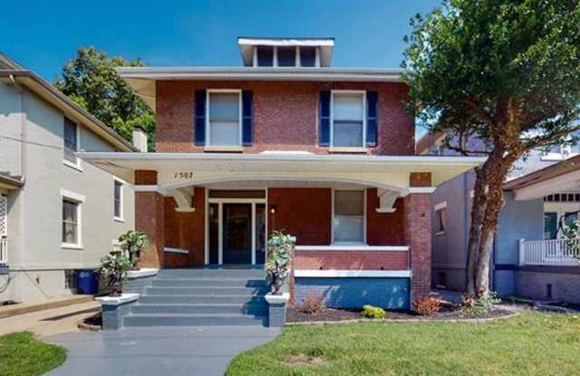 Beautiful Historic Home For Lease!