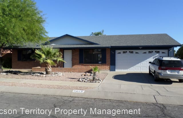 3319 W. Treeline Dr. - 3319 West Treeline Drive, Casas Adobes, AZ 85741