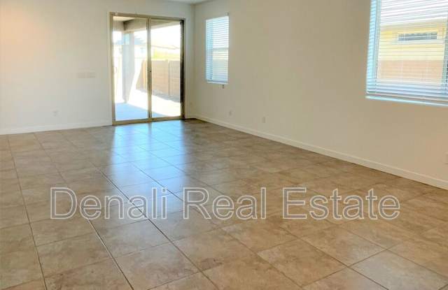 18828 W Canterbury Dr