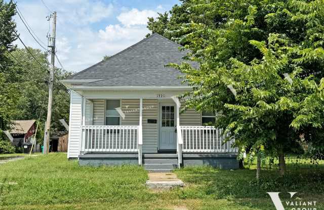 Cozy 3-Bedroom, 1-Bathroom Home Near OTC