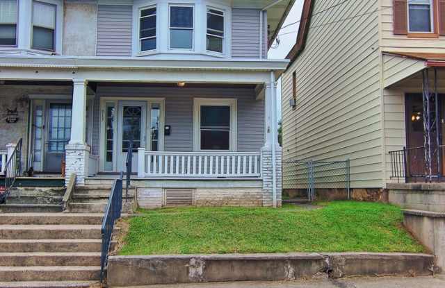 Photo of Beautifully Renovated 3BD/1BA Twin!
