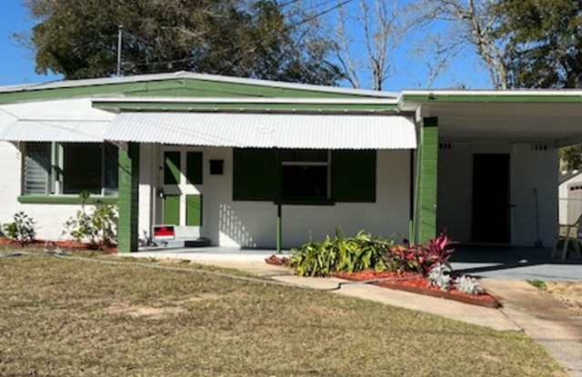 3/1 Single Family Home