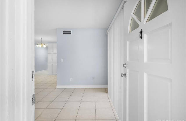 333 SE Martin Avenue unit: 1A