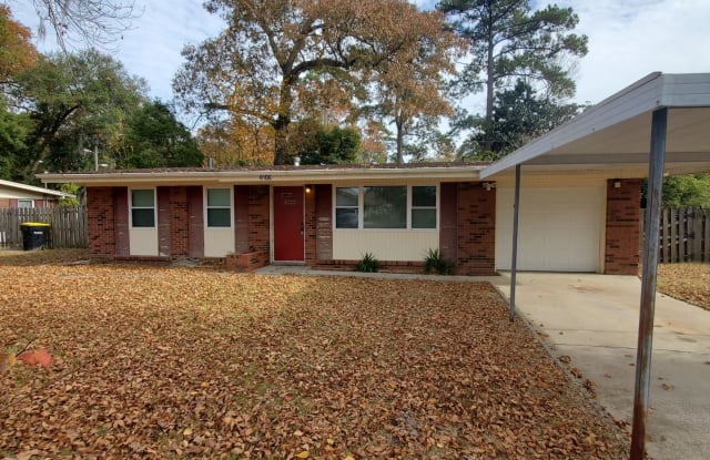 8106 Aegean Avenue - 8106 Aegean Avenue, Savannah, GA 31406