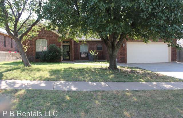 2306 NW 68th Street - 2306 Northwest 68th Street, Lawton, OK 73505